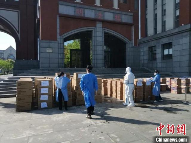 “思源工程”捐赠500万元抗疫款物支援上海